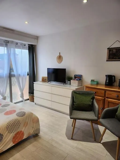 Apartment Charmant Studio Entre Mer Et Foret Saint-Mandrier-sur-Mer France